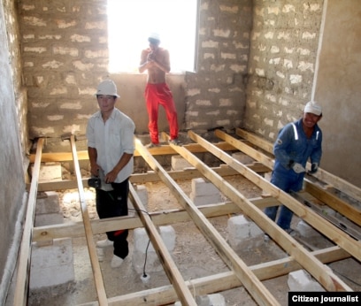 Мен жыныстық қатынасқа көп шыдадым Интернеттегі Henessy порно видео