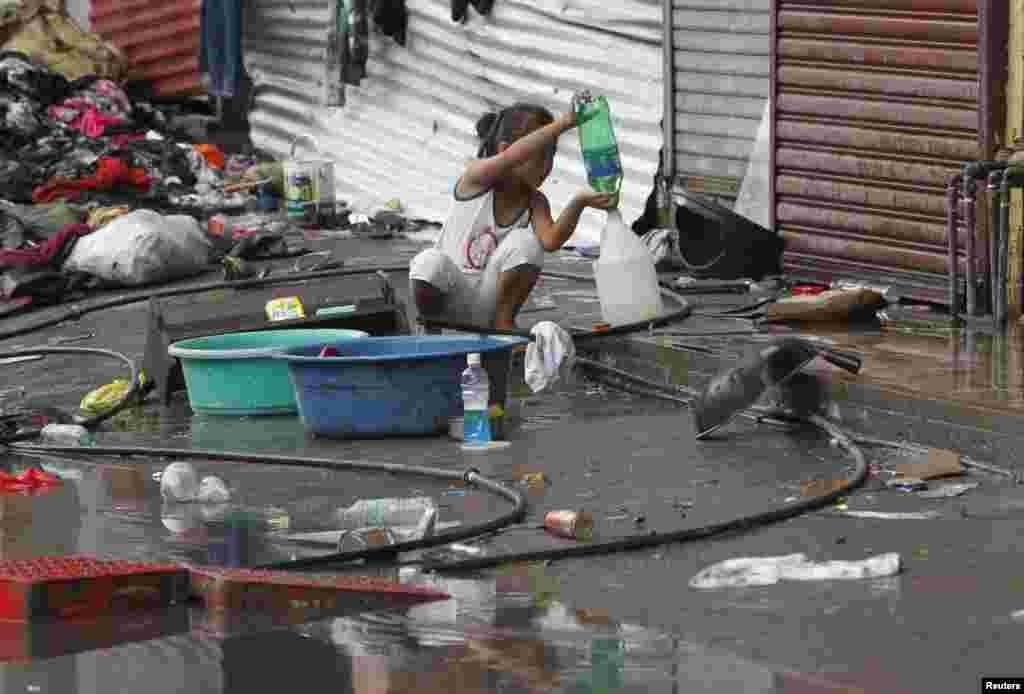 Tacloban, 12. novembar 2013. Foto: REUTERS / Romeo Ranoco 