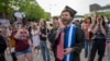 Miting în sprijinul studenților străini la campusul Universității Harvard din Boston, Massachusetts, pe 27 mai 2025.