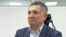 Elge Qaitaru қорының жетекшісі Оразалы Ержанов өзіне сот шығарған үкімді тыңдап тұр. Алматы, 22 мамыр, 2026 жыл.