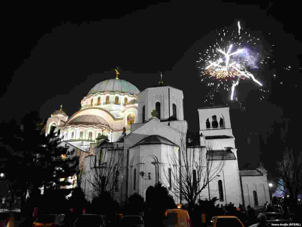 Proslava Božića počela je u ponoć prvom Božićnom liturgijom u beogradskom hramu Svetog Save, 07.01.2011. Foto: Vesna Anđić 