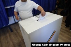 Vot la București, în primul tur al alegerilor prezidentiale - 4 mai 2025.
