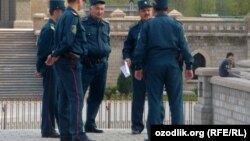 Риштонлик милиция ходимларининг бошлиқлари устидан шикояти Озодликнинг Sizdan Telegram рукнида икки кун аввал эълон қилинган эди