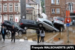 15 iulie, orașul belgian Verviers. Aici, apa a curs pe străzi ore întregi, transformându-le în adevărate râuri.