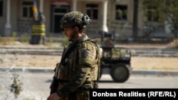 Постачання на напрямку йдуть у кілька етапів – спочатку НРК, потім важкий дрон