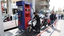 Последствия ударов США и Израиля по Тегерану. Президент США Дональд Трамп заявил в своей речи, что 28 февраля Соединенные Штаты начали «крупномасштабную военную операцию» против Ирана, направленную на уничтожение иранских ракет и военно-морского флота страны.</br><br>