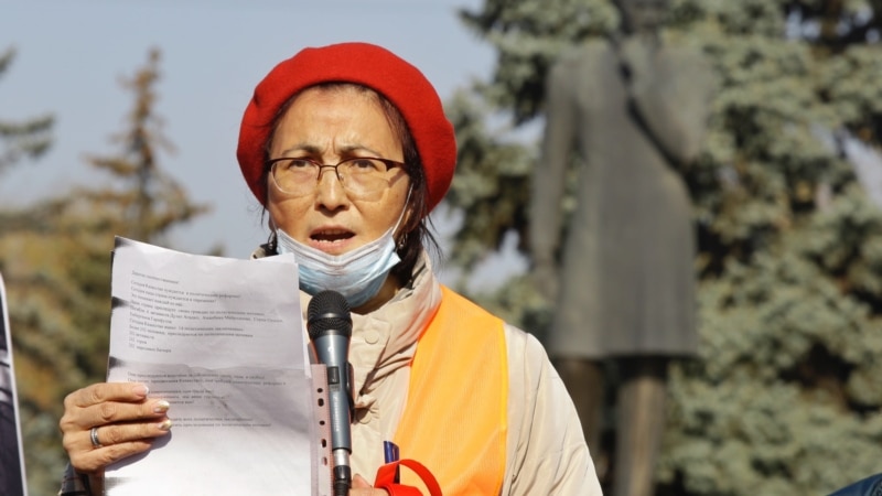 Алматыдағы митингіде саяси реформа мен саяси тұтқындарды босатуды талап етті
