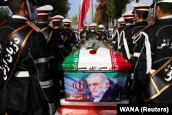 مراسم خاکسپاری محسن فخری‌زاده در ایران