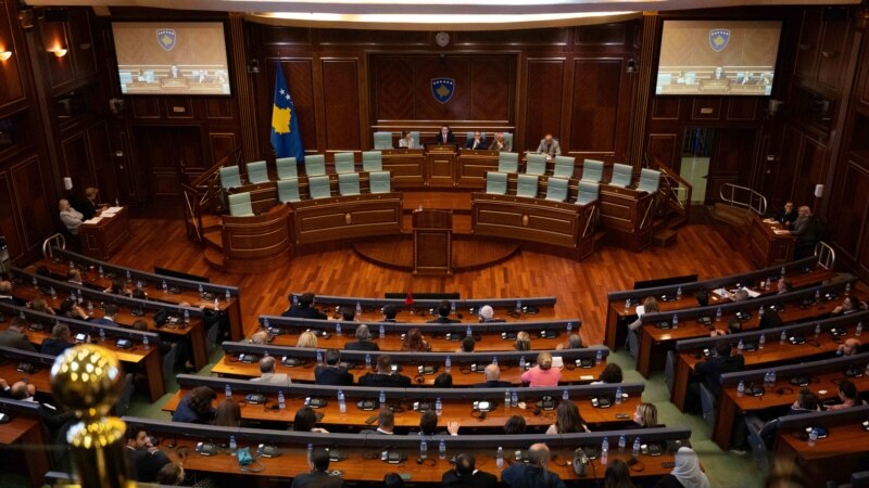 Kryesia e Kuvendit mblidhet për të diskutuar funksionimin e institucionit