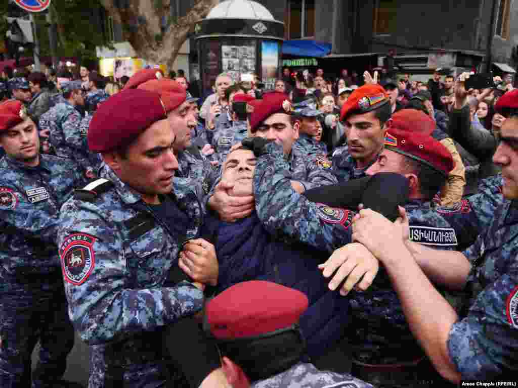 Almost 200 people were arrested in the Armenian capital, Yerevan, on April 20 as protests continued against the election of Serzh Sarkisian, the former president, as prime minister. (RFE/RL/Amos Chapple)