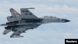 جت جنگنده اس‌یو۲۷ چین