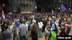 Gruzijski opozicioni demonstranti okupili su se na ulicama Tbilisija dan nakon sukoba