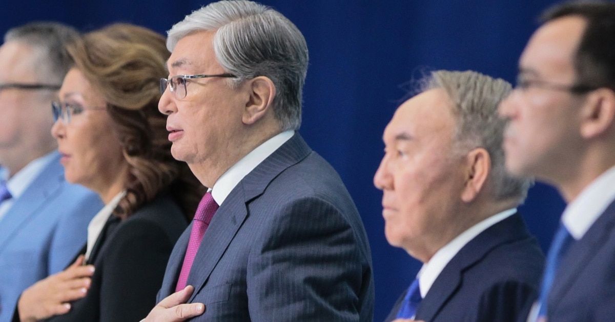 Бизнес-ледидің порносын көру тікелей эфирде циклде шығарылды