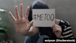 #Metoo – соціальна акція-флешмоб проти сексуального насильства і сексуальних домагань 