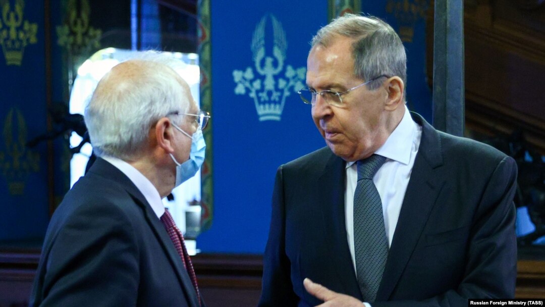 Жозеп Боррель и Сергей Лавров во время встречи в Москве, 5 февраля 2021 года