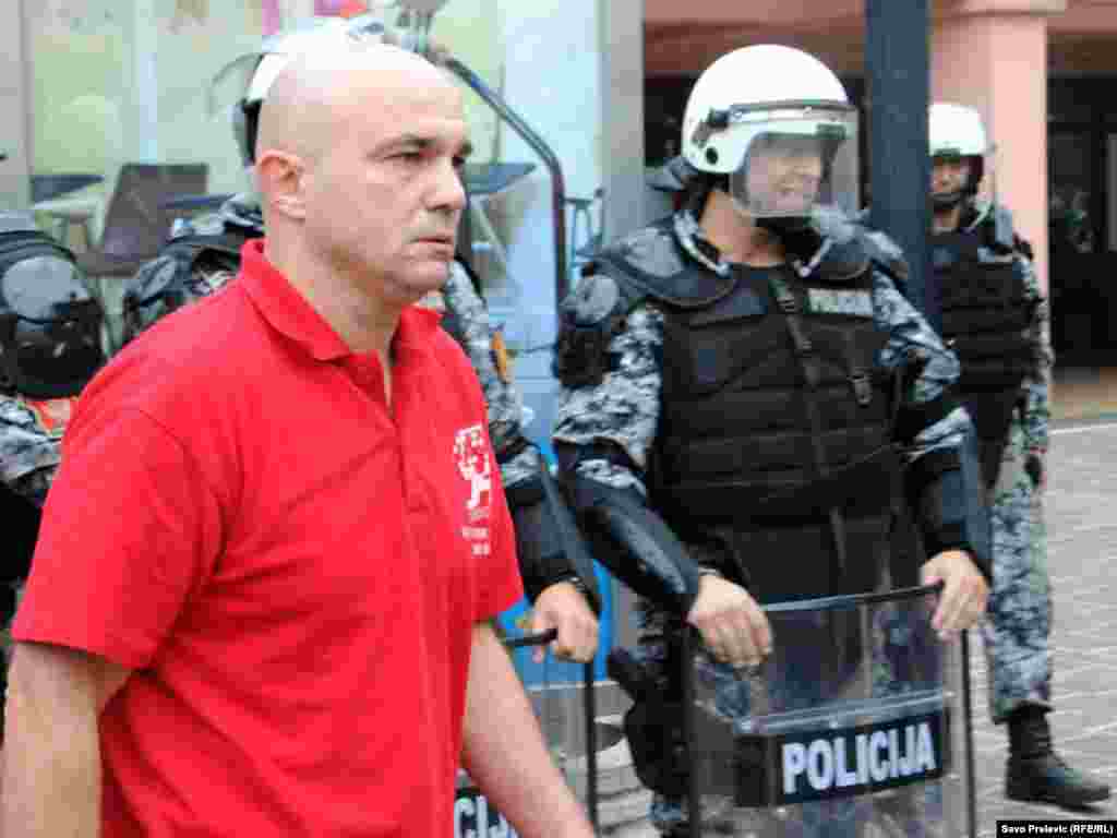 Protesti radnika Željezare Nikšić, 5. oktobar 2010, foto: Savo Prelević