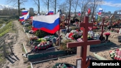 Орусия. Украинадагы согуш башталгандан кийин пайда болгон көрүстөндөрдүн бири.