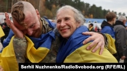 Українські громадяни з окупованих Олешків прибули на підконтрольну владі України територію. Чернігівщина, 31 жовтня 2026 року