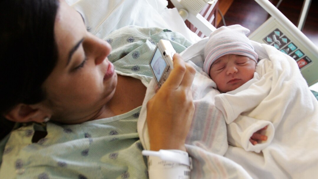 Порно com көру Үштік топтық секс ммф