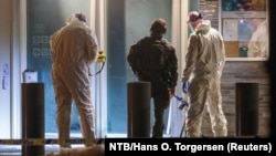 У здания посольства США в Осло, Норвегия, 8 марта 2026 года