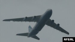 Расейскі самалёт Ан-124 «Руслан»