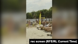 Ruski napadi ne sprečavaju Ukrajince da dođu na plaže u Odesi