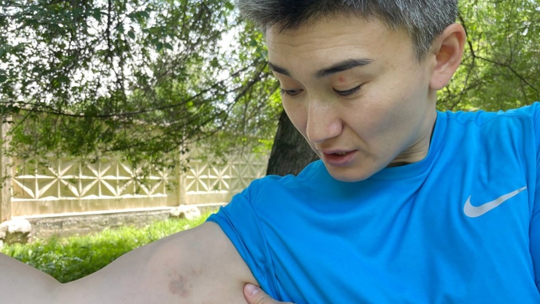 Пэрис Хилтон минет жасайды