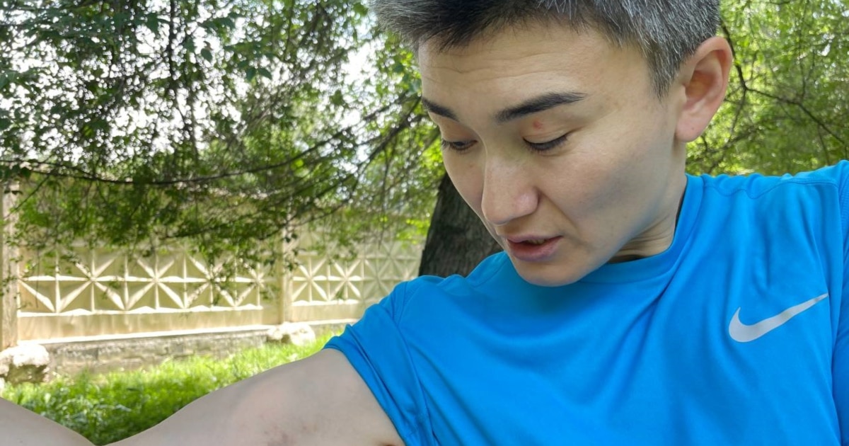 Жалаңаш қыздардың фитнес фотосуреттері