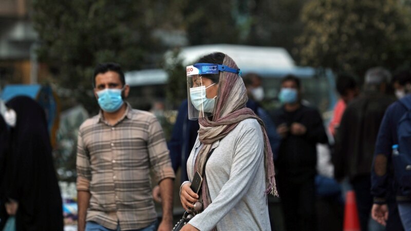آمار رسمی کرونا در ایران؛ مرگ و میر ۵۰ درصد کاهش یافته است