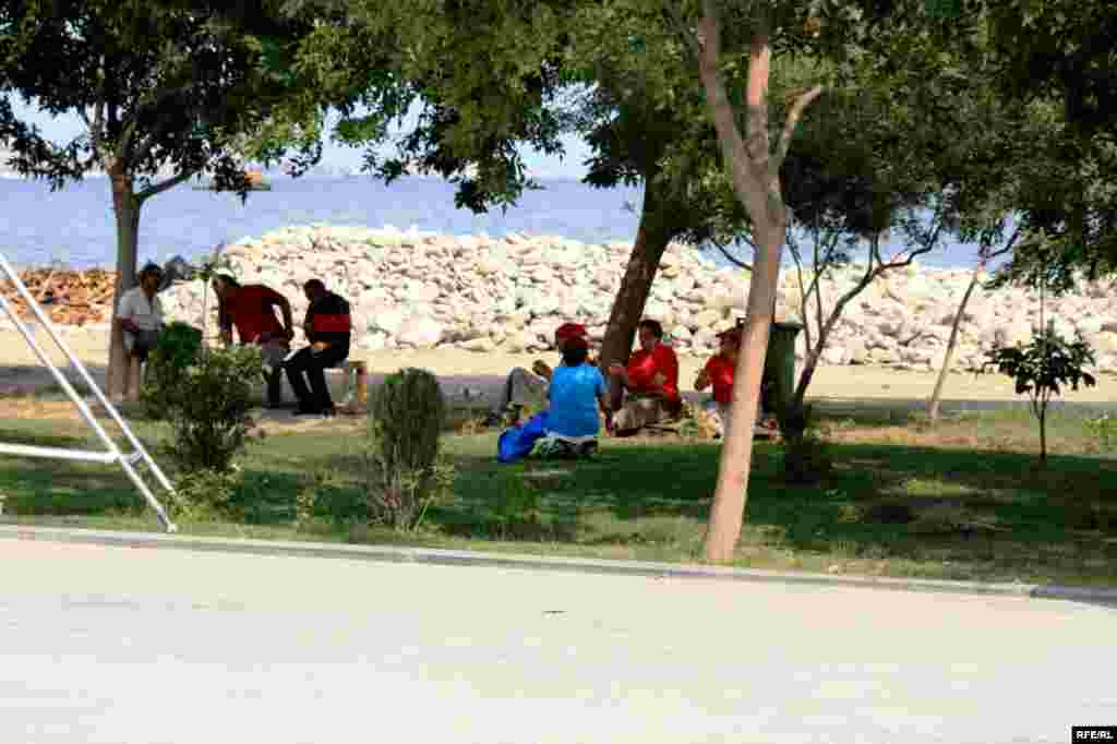 Xəzərin sahilində 100 il - Bakı Bulvarı #24