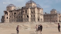 Palatul Darul Aman din Kabul readus la viaţă după incendii şi bombardamente