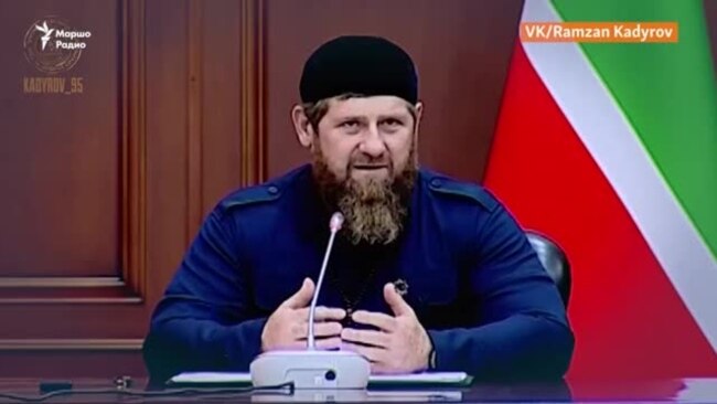 Вакцинах къаьхкинарг адаман бакъонех воккхур ву, аьлла Кадыровс