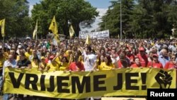 Падгорыца, марш пратэсту супраць карупцыі