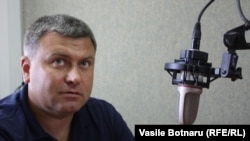 Expertul Victor Chirilă în studioul Europei Libere la Chișinău