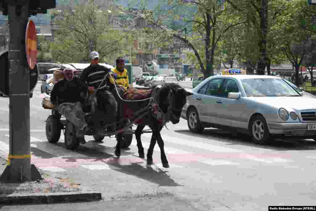 Работниците го „нападнаа “ Скопје - Сите учесници во сообраќајот се рамноправни, па и оние што не треба да се таму.