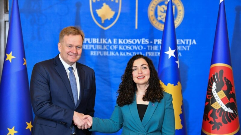 Peter Sorensen se je v Prištini sestal s kosovsko predsednico Vjoso Osmani in premierjem Albinom Kurtijem