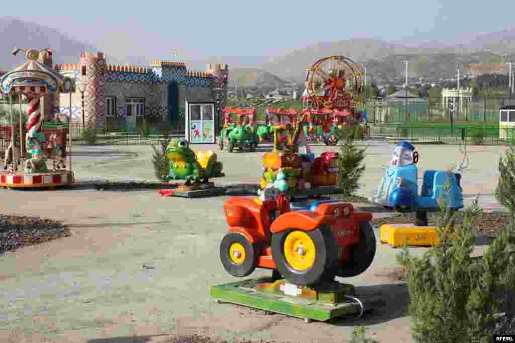 Бузургтарин тафреҳгоҳи атфол #47