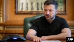 Раніше 25 лютого в Офісі президента України повідомили про завершення переговорів Зеленського й Трампа, які тривали 30 хвилин