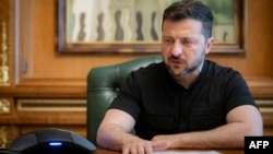 Володимир Зеленський також поінформував канцлера Австрії про тристоронні зустрічі представників України, Сполучених Штатів та Росії в Абу-Дабі