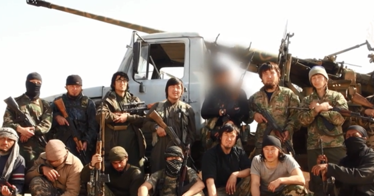 Желіде еркекпен көлікте секс