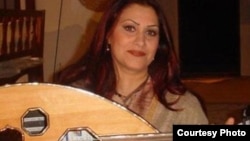 الفنانة العراقية سحر طه