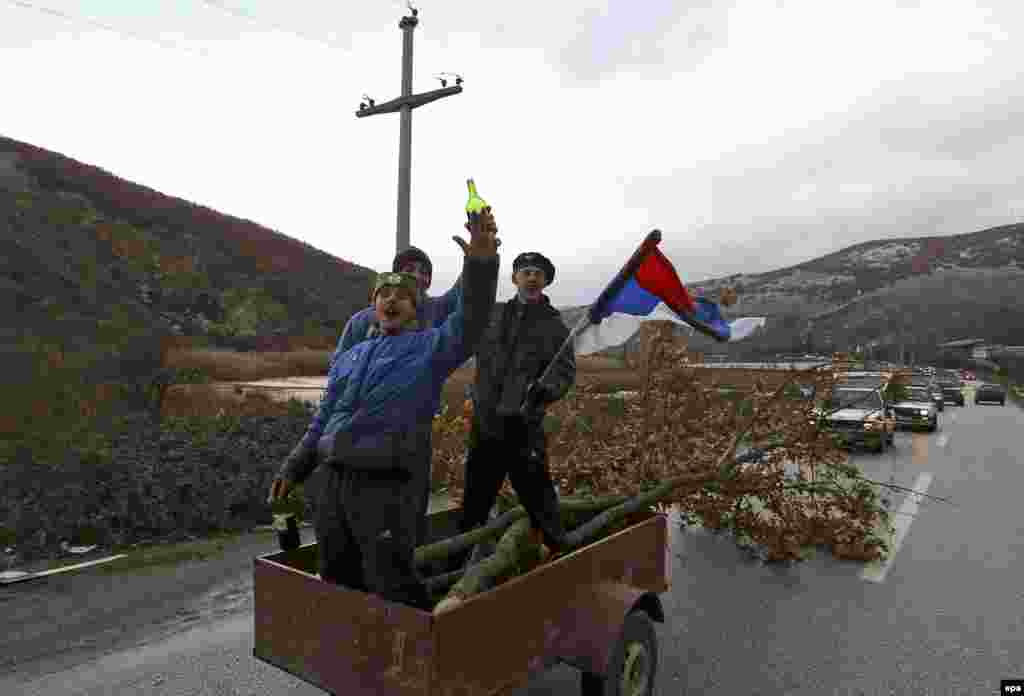 Kosovo - Badnji dan u Gračanici, 6. januar 2013. Foto: EPA / Valdrin Xhemaj 