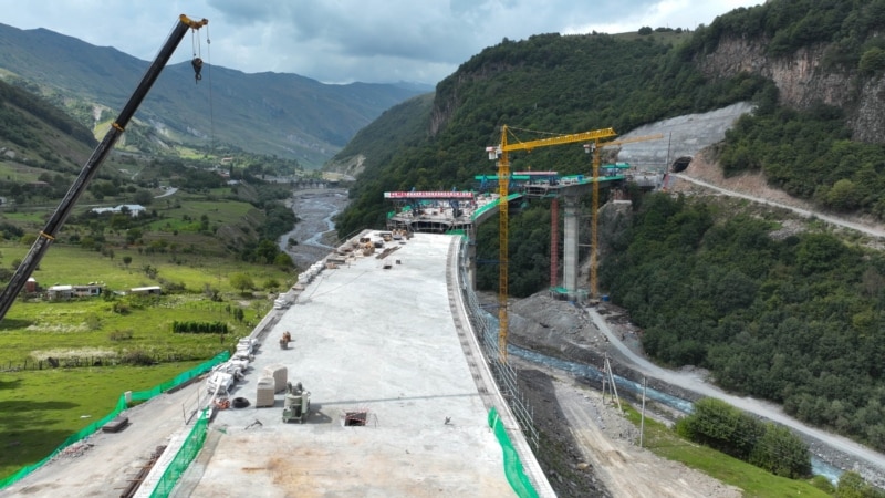 ოთხი ადამიანი დაიღუპა ქვეშეთი-კობის გზის მშენებლობაზე