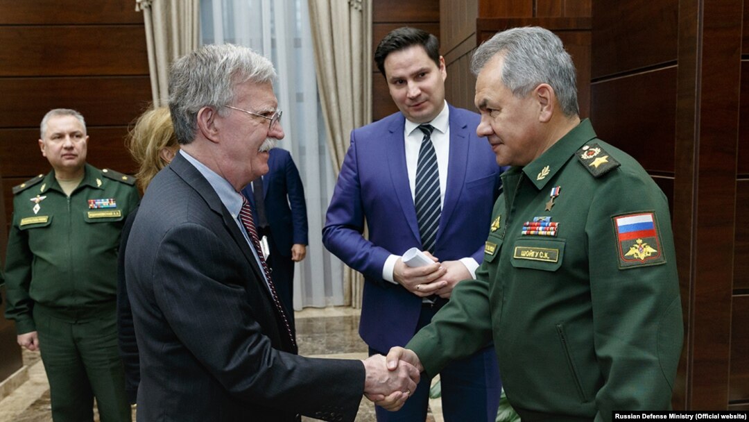 John Bolton i Sergej Šojgu u Moskvi, 23. oktobra 2018.
