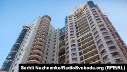 Житловий будинок у центрі Києва, квартиру в якому взяло «в управління» агенство з розшуку активів, 23 січня 2018 року