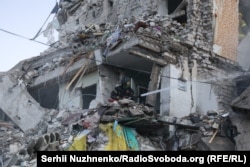 Наслідки російської атаки у Дарницькому районі Києва. Київ, 2 липня 2026 року