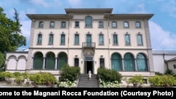 Віла фонду Маньяні-Рока.
