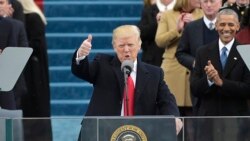 د امریکا منتخب ولسمشر ډونلډ ټرمپ د لوړې مراسمو وروسته وینا کوي