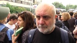 Владимир Мирзоев на акции в защиту Кирилла Серебренникова