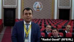 Шӯҳрат Комилҷонов, намояндаи ширкати ҳавопаймоии "Сомон Эйр"